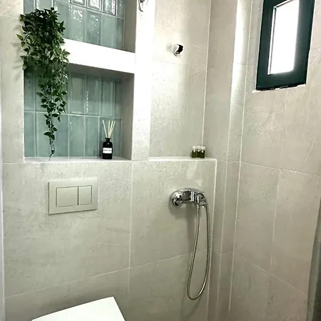 Seafront Maisonette Сasa de vacaciones