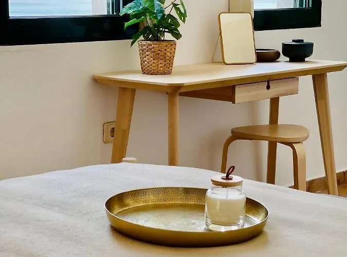 Seafront Maisonette 度假居 *