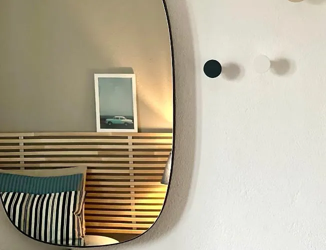 Seafront Maisonette *