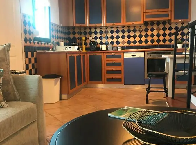 度假居 Seafront Maisonette *