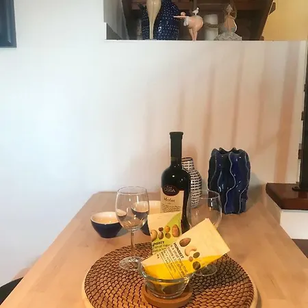 別荘 Seafront Maisonette *