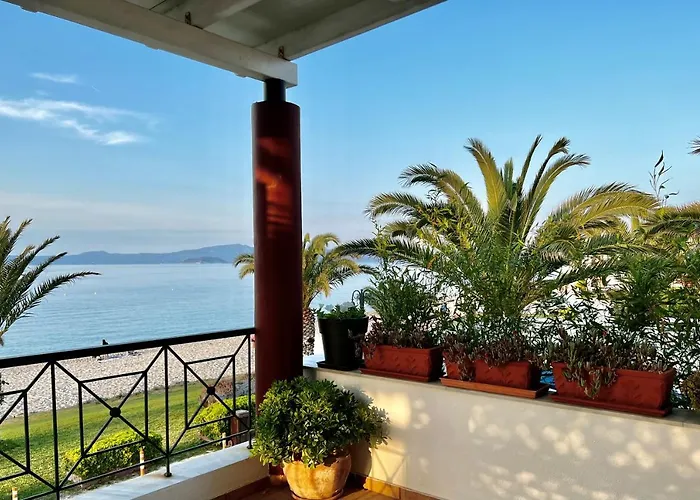 Seafront Maisonette Pefkochori
